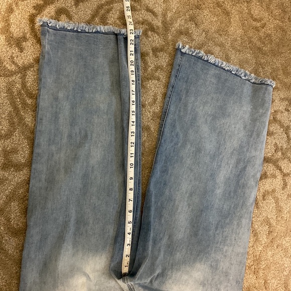 Hydraulic | High rise, wide freyed bottoms - Picture 12 of 14